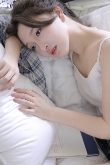 穿越成怪物太子的夫人漫画